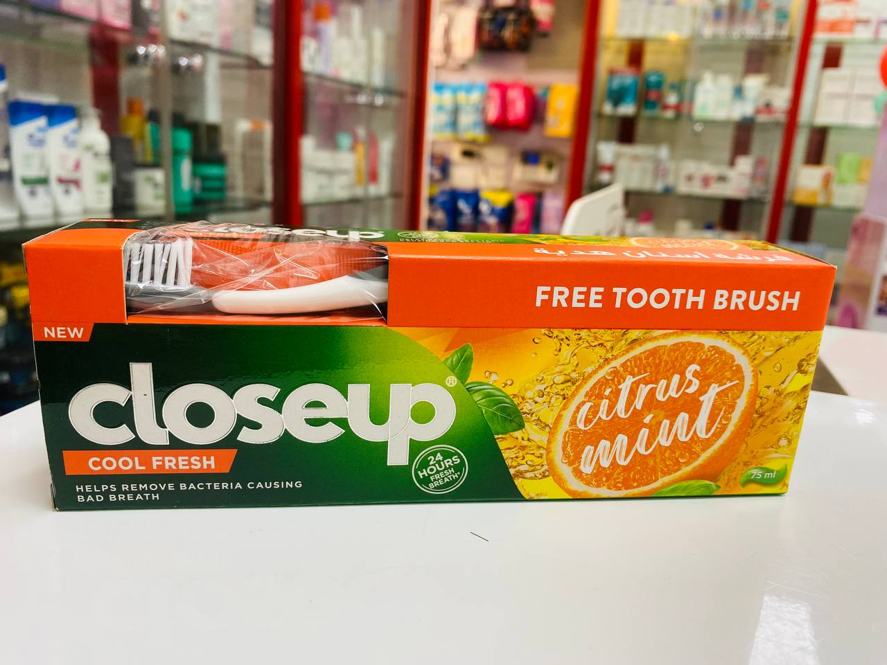 CLOSE UP TOOTHPASTE CITRUS MINT 75ML + BRUSH